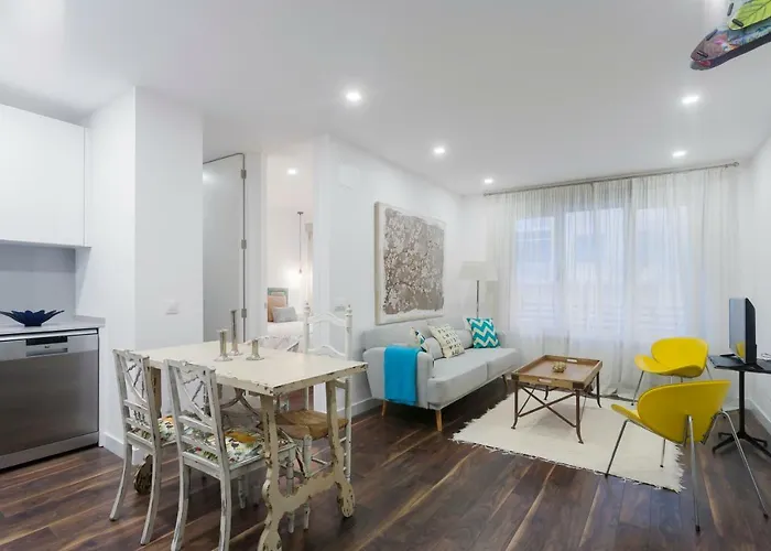 Moncloa Apartment